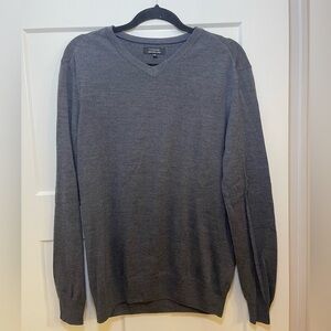 Tahari Merino Wool Sweater Size M